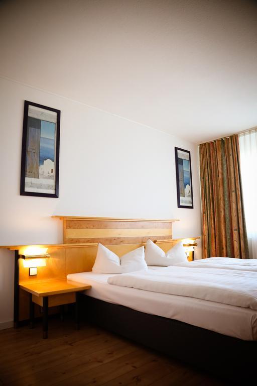 Rheinhessen Inn Gmbh Woerrstadt Room photo